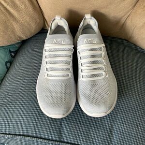 Women’s APL Techloom Breeze Sz9